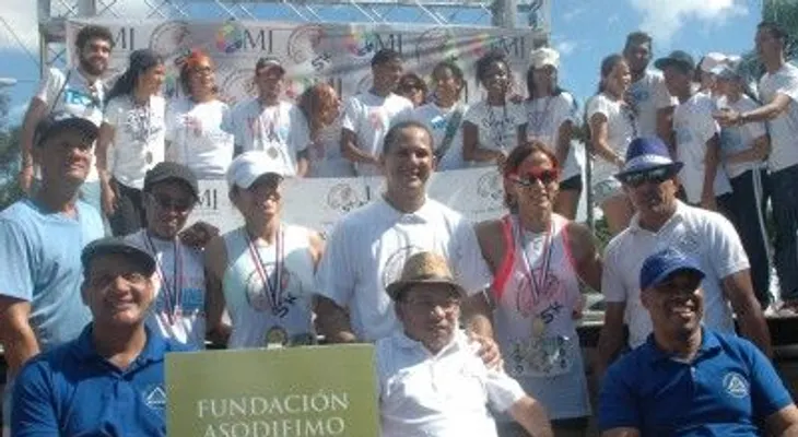 Ministerio  Juventud realiza la primera  Caminata Maratón de la Juventud Saludable 5k