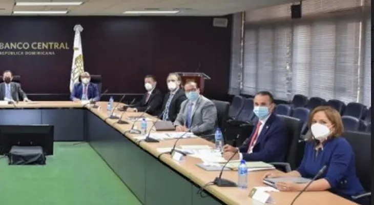 Valdez Albizu y directiva del CONEP conversan sobre las perspectivas de la economía dominicana para 2021
