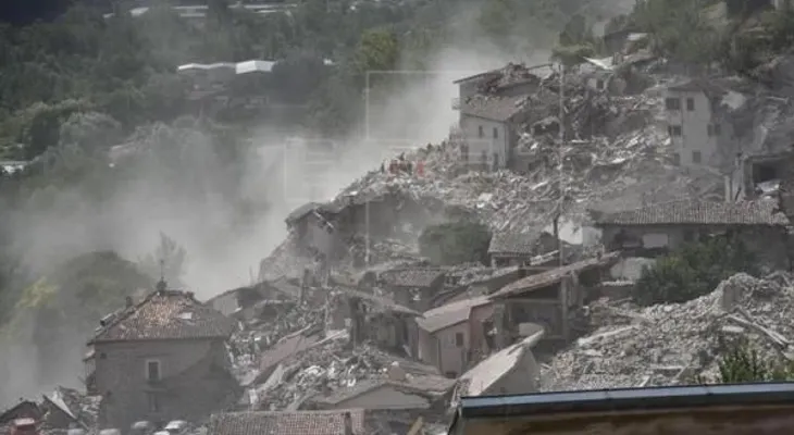 Informan hasta el momento son 241 las víctimas mortales tras terremoto en Italia