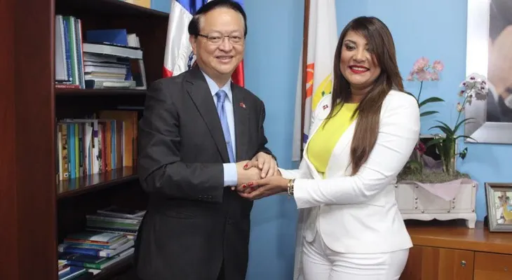 Embajador de Taiwán realiza visita de cortesía Ministra Juventud