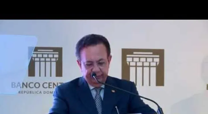 Ruedas de prensa y discursos del gobernador del Banco Central de RD, licenciado Héctor Valdez Albizu