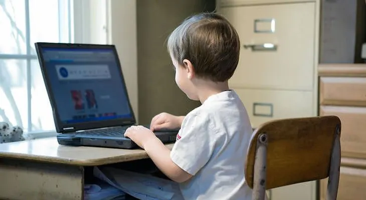 Los niños deben ser educados sobre abuso sexual en internet desde los 3 años 