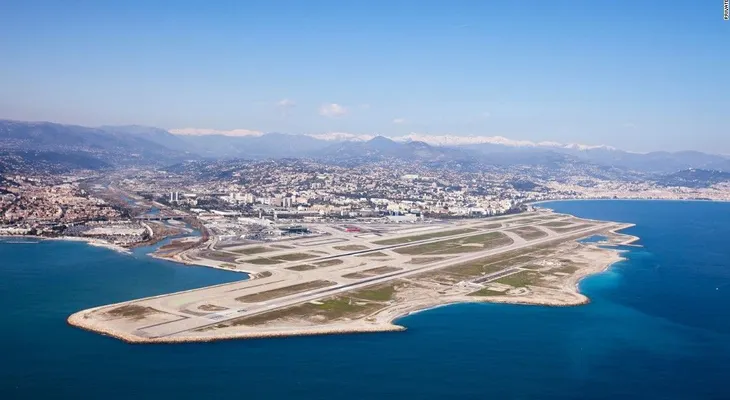 ¿Te atreves a adivinar cuáles son los aeropuertos más cómodos ?e incómodos? de Europa?