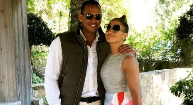 Jennifer Lopez y Álex Rodríguez disfrutaron así su fiesta de Navidad