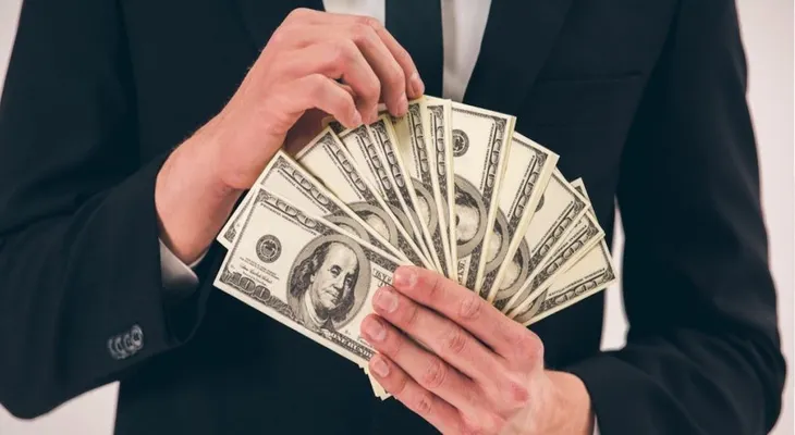 Rainieri, Corripio, Miguel Barletta, Felipe Vicini y Manuel Estrella, entre empresarios más ricos de Latinoamérica 