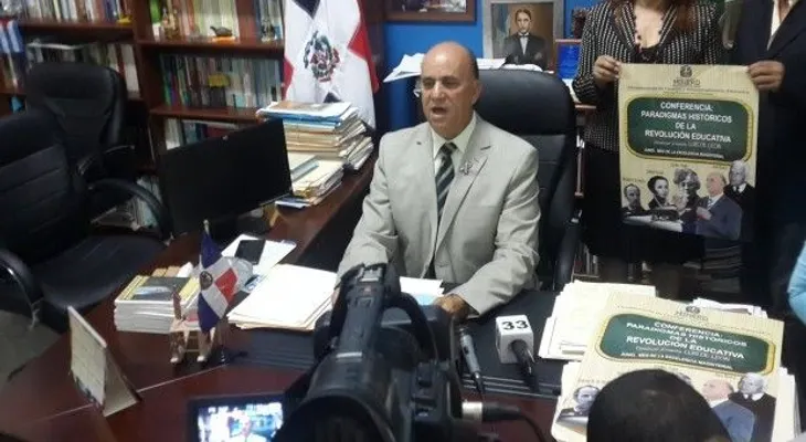 Luis de León llama a rendirle homenaje al maestro dominicano