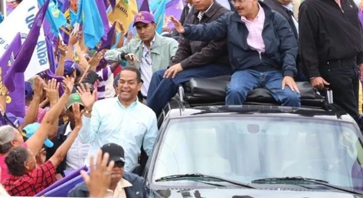 Danilo Medina encabeza marcha-caravana por todo Cibao Central
