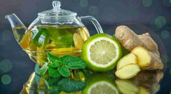 Quita el vientre hinchado en 60 segundos con la receta agua de Sassy 