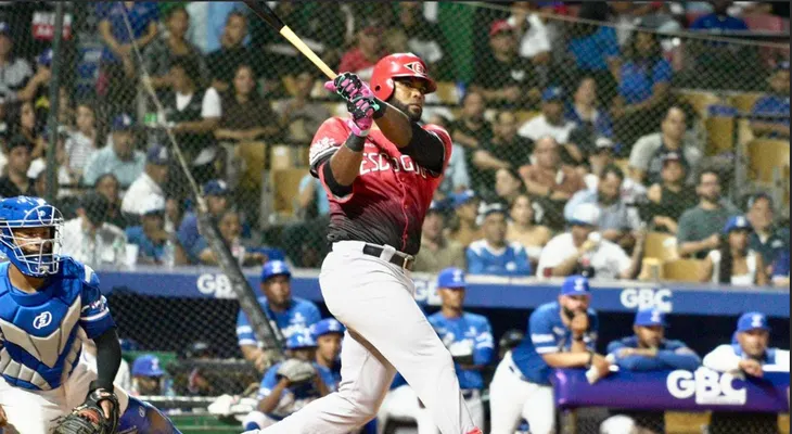 Dobles de Araúz y Canario no evitan derrota de Leones