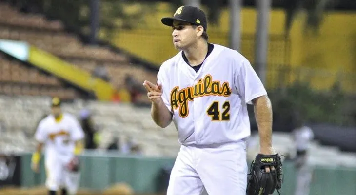 Las Aguilas Cibaeñas se imponen frente a las Estrellas Orientales