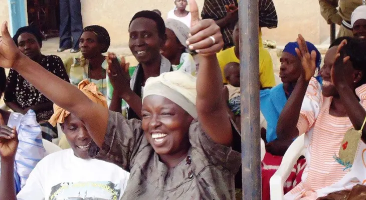 El 'precio de la novia' en Uganda: la batalla de una mujer por la igualdad de derechos