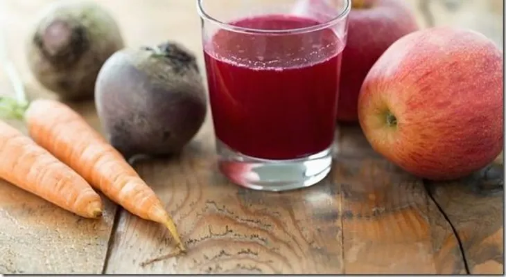 Que pasa cuando mezclas zanahorias, manzanas y remolacha. Un solo vaso destruye muchas enfermedades
