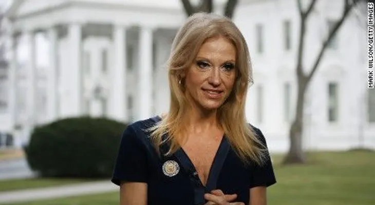 Asesora de Trump: Casa Blanca citó 'hechos alternativos' sobre asistencia a toma de posesión