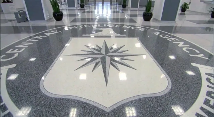 Julian Assange dice que WikiLeaks quiere darles detalles del hackeo de la CIA a compañías tecnológicas