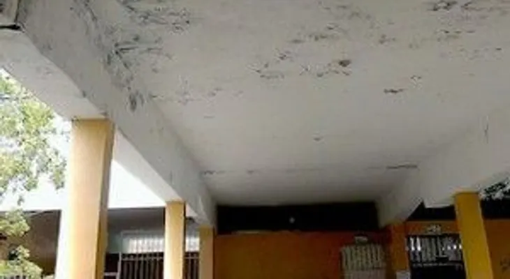 Felabel teme techo de liceo de Neiba se desplome
