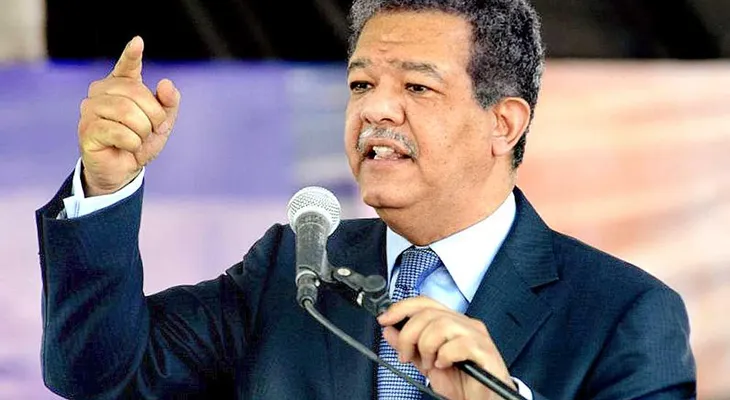 Leonel: A la política se llega a servir a los demás; no para la descalificación moral