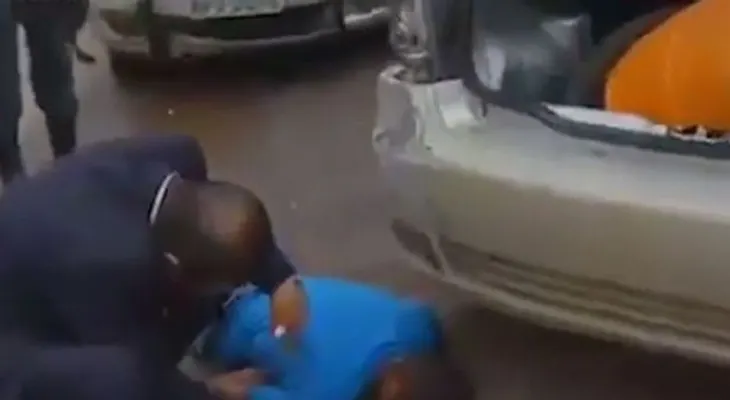 Reportero se equivoca y entrevista a un muerto (Video)