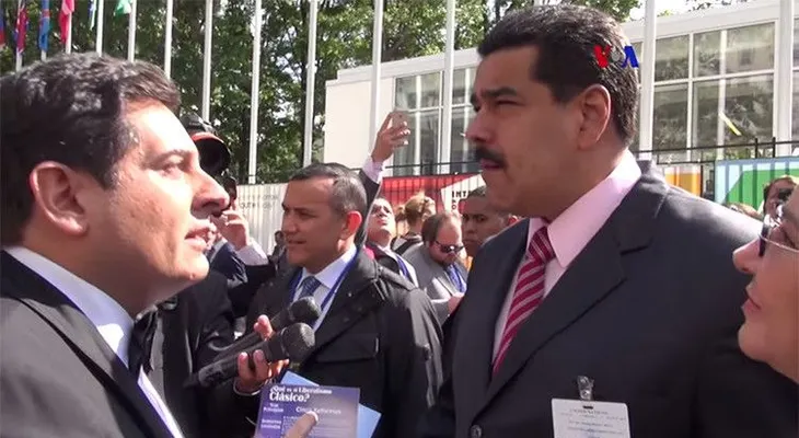 Maduro se ríe del político que le habla del capitalismo: "No se guíe por lo que dice CNN" (VIDEO)