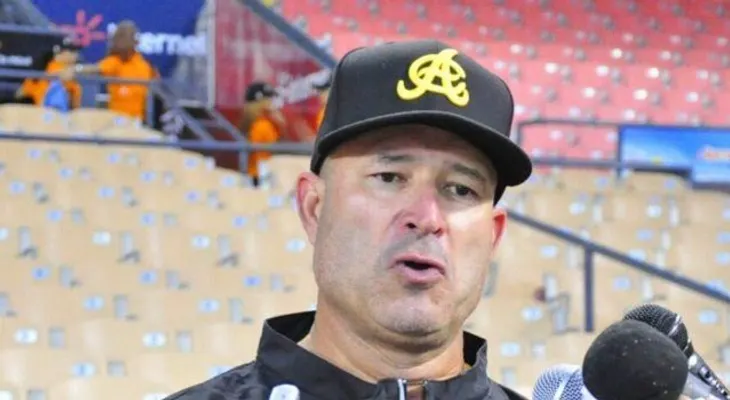 Las Aguilas no extienden el contrato a Manny Acta