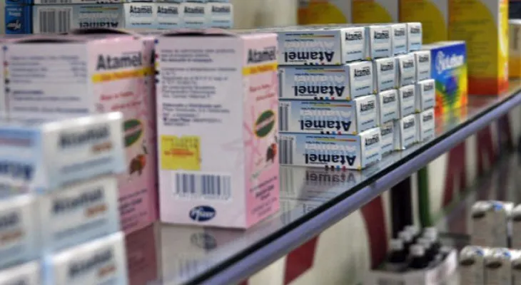 Cada vez es más difícil reponer inventarios de medicinas