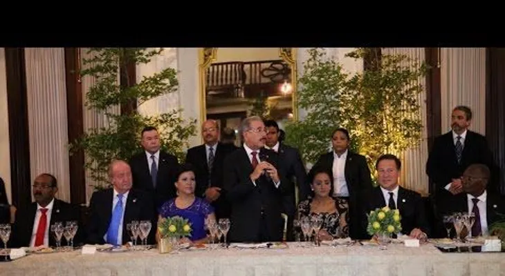 Danilo Medina aboga por un mundo de paz: ofrece recepción a invitados juramentación (VIDEO)