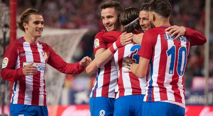 La insólita confesión de un futbolista que "orinaba sangre" para jugar en el Atlético Madrid