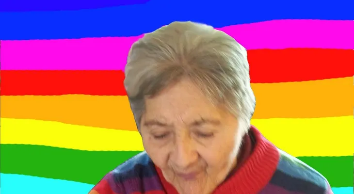 "Mi obra está cargada de poesía, dibujo y color"