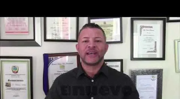 Comunicador dice demandará medios divulgaron era novio madre de Emely Peguero
