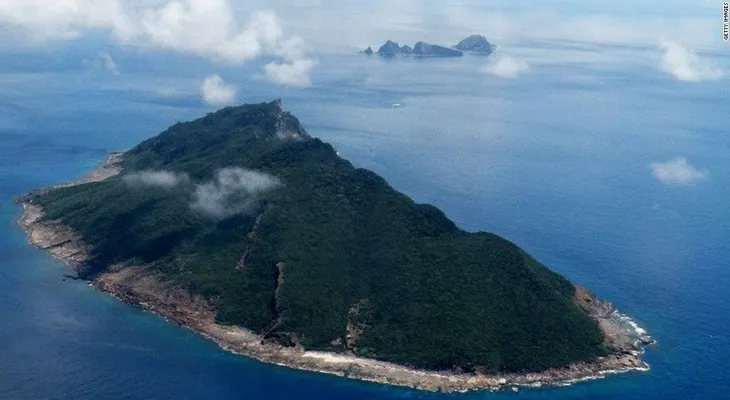 Unas islas deshabitadas ponen a pelear a China y Japón