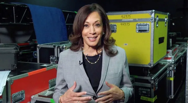 Kamala Harris asegura que "no confiaría en Donald Trump" sobre posible vacuna