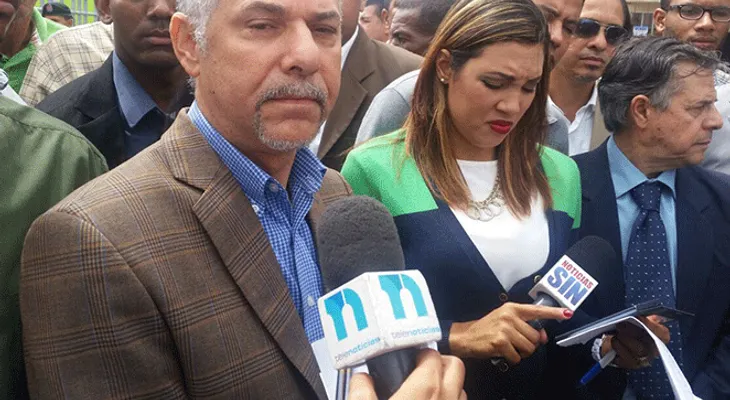 Manuel Jiménez afirma haber sido víctima de fraude; pide detener transmisión de resultados
