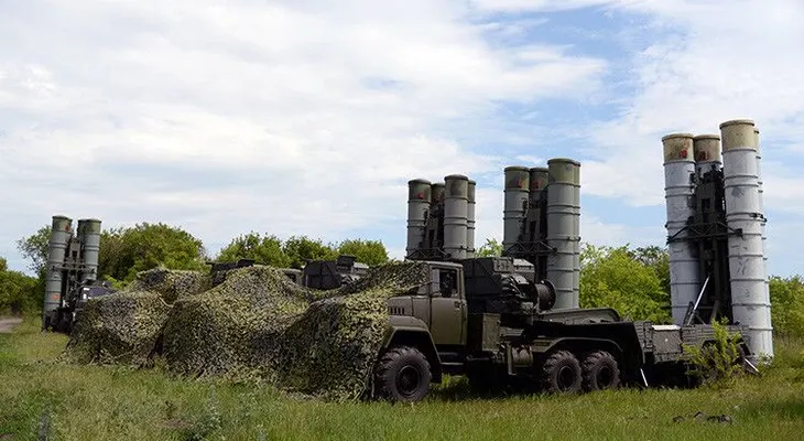 "S-300 de madera": Vice primer ministro ruso bromea sobre la cobardía de los países occidentales