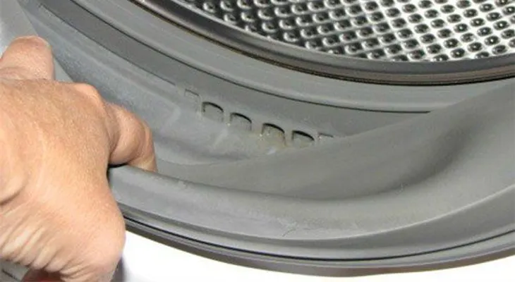 Si tu ropa huele a moho, NO compres una lavadora nueva? ¡Simplemente aprende ESTE truco!