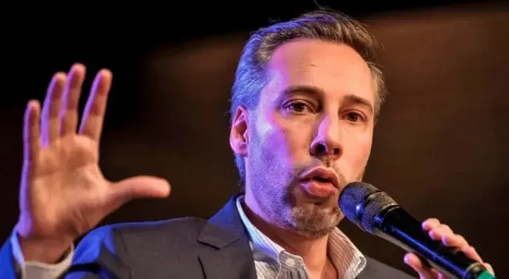 Allanan casa de familiares del periodista que investigó a supuesto testaferro de Maduro