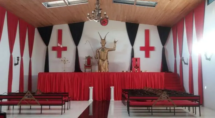 En Colombia construyen una iglesia de adoración al diablo