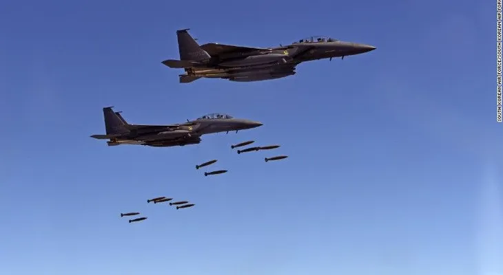 Aviones de combate de EE.UU. realizan simulacro de bombardeo sobre la península de Corea