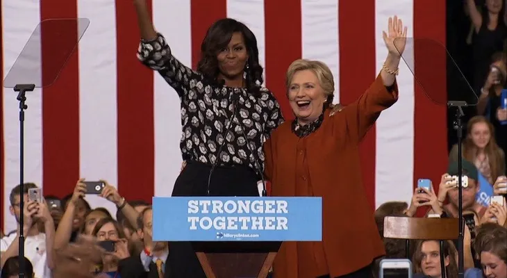 Hillary Clinton y Michelle Obama hacen campaña juntas por primera vez