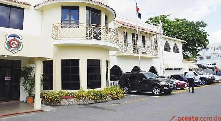 Apresan hombre y mujer peruanos con 80 laminas de cocaína o horoína en Punta Cana 