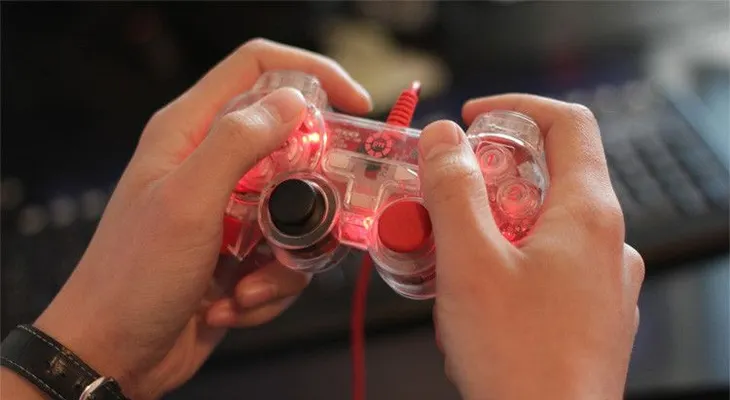 Un joven "halla" en un videojuego a su amigo fallecido hace un año