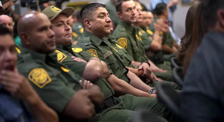 ¿Es peligroso ser agente de la Patrulla Fronteriza? No tanto como ser policía