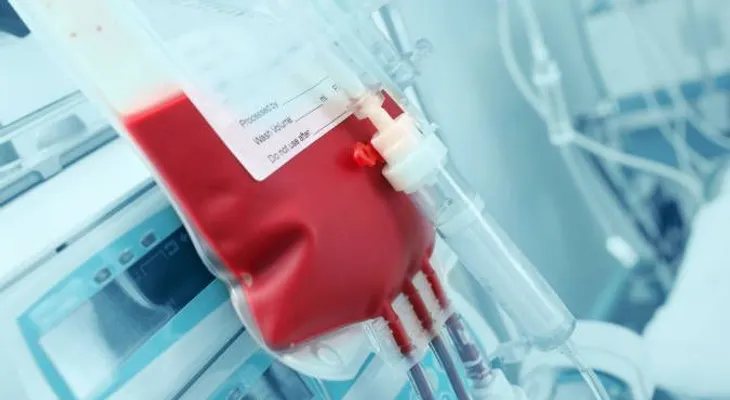Muere recién nacida hija de testigos de Jehová a la que juez ordenó transfusión de sangre
