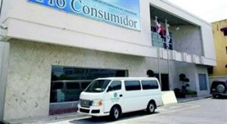 Pro Consumidor: 10% de propina legal se debe cobrar solo dentro del establecimiento