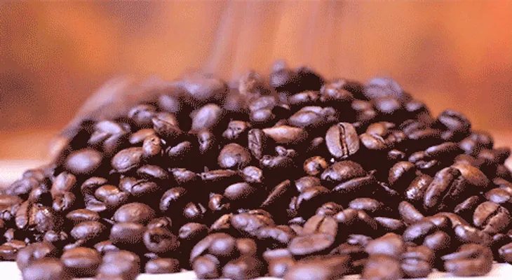 Beber café puede ayudar a reducir el cáncer de hígado; revelan sus grandes beneficios