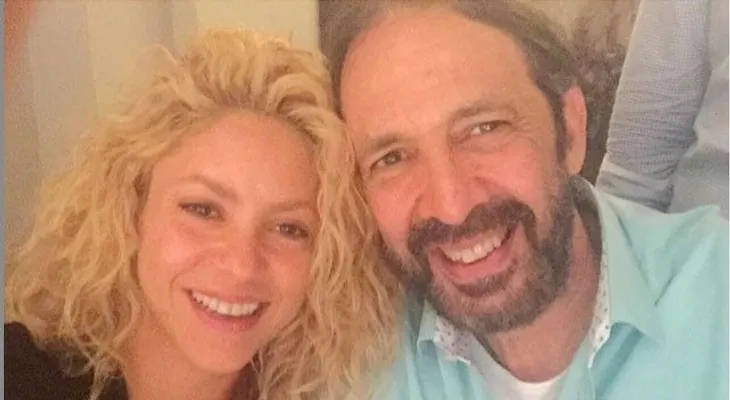 Juan Luis Guerra pasa tremendo susto al quedar encerrado en elevador de la casa de Shakira 
