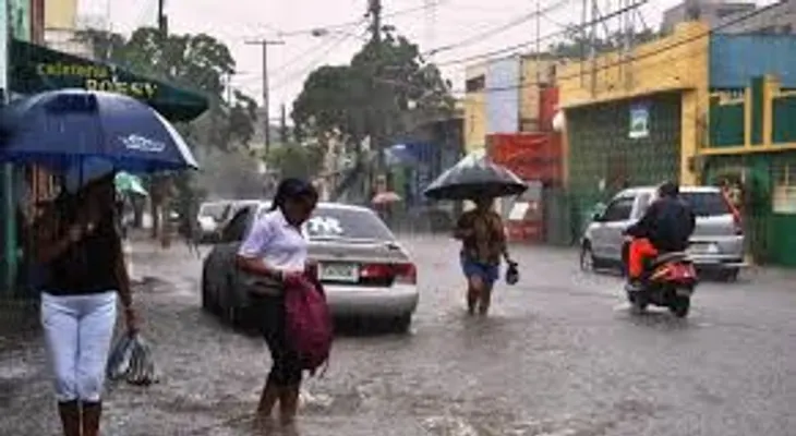 Nueva vaguada se acerca al país y traerá lluvias este miércoles y el jueves