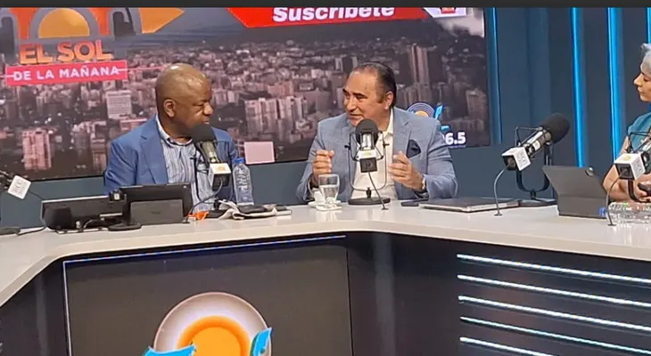 Víctor Pavón critica gestión de Betty Gerónimo en SDN