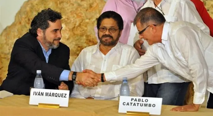 Gobierno colombiano llega a acuerdo con la FARC para que se convierta en un partido político
