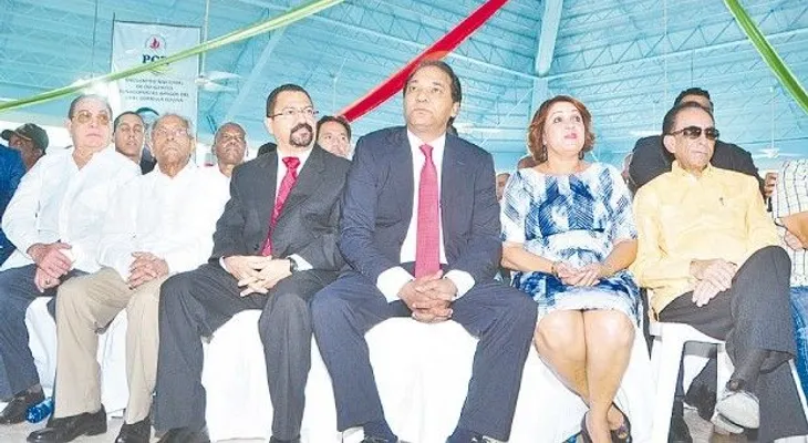 Zorrilla propone alianza del PCR con líderes comunitarios