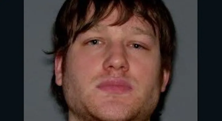 Arrestan a un hombre que apuñaló a una persona y le prendió fuego otra en Nueva York