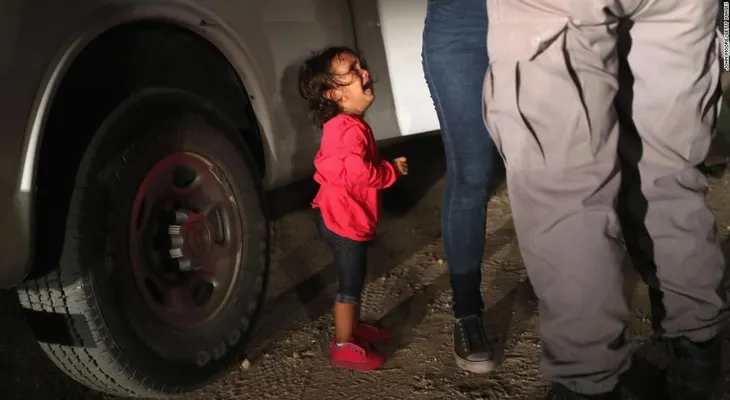 Encuesta CNN: una mayoría en EE.UU. se opone a la política de inmigración que causa la separación familias,